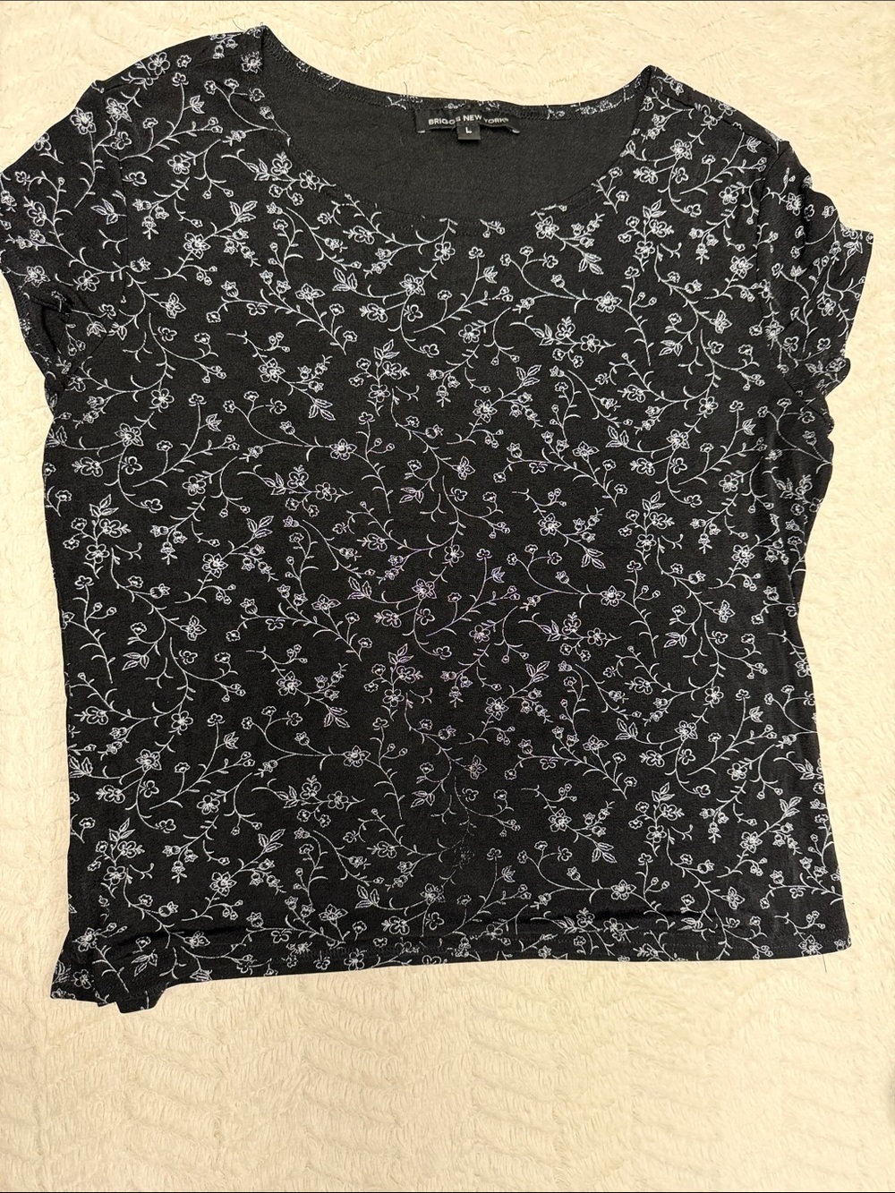 Briggs New York Vintage Y2K Super Stretchy Black & White Scoop Neck Floral Top L